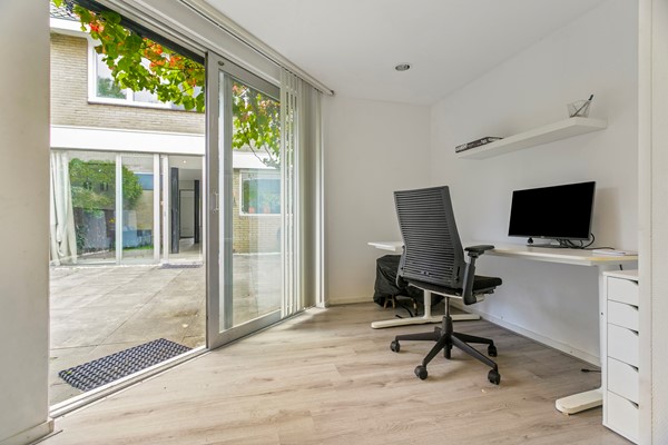Medium property photo - In de Wolken 284, 1186 BS Amstelveen